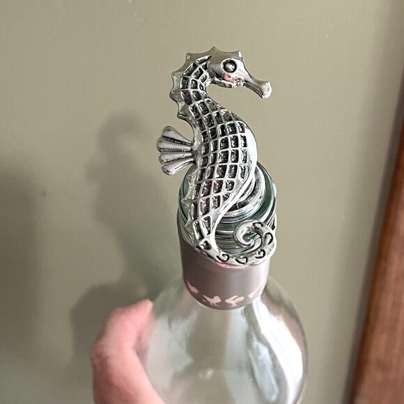 Set of 2 Handcrafted Nautical Beach Wine Stoppers-New! - Picture 7 of 7